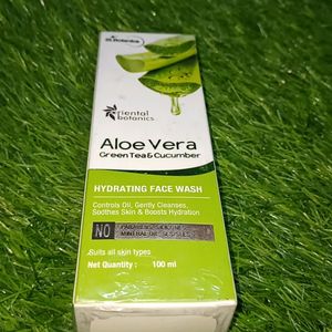 Aloe Vera Green Tea & Cucumber Facewash