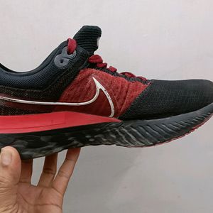 Shoes Nike React Size 10-11