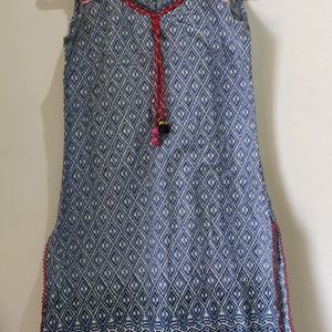 W Cotton Kurti With Beads (XS)