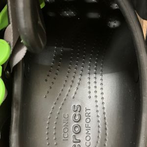 Gents New Black Crocs Uk 7