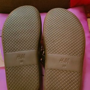 H&M Trendy Flats For Outwear