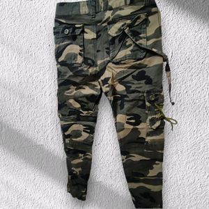 (New) Jack & Jones Army Cargo Pants