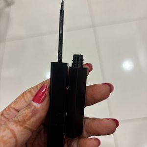 Huda Beauty Kajal And Liner Duo