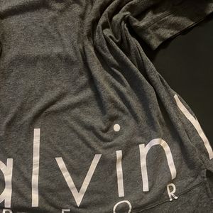 Super Soft Calvin Klein T-shirt