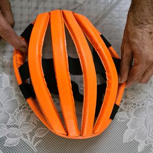 Jonex Helmet & 2 Knee caps for sports activities