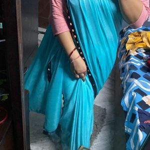 Saree With Free Heels