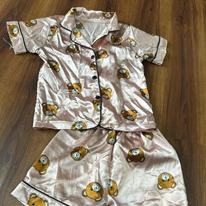 Unisex night wear for kids 4-6yrs old