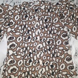 Puffed Sleeve Animal Print Top