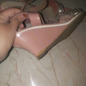 Shiny Pinkish Sandal 👡 🩷