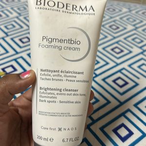 Bioderma Brightening Cleanser