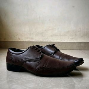 Men Brown Formal Shoes