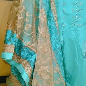 i bought this for my engagement i wore one day only and it is as new the gown is so beautiful the net sleeves and  with full embroided dupatta full size and plain leggings🤟