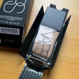 Nars Light Reflecting Foundation