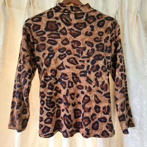 Leopard Print Turtle Neck Top