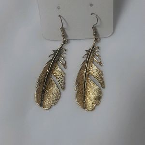 Feather Earrings- Golden