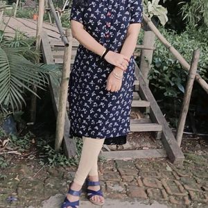 Avaasa Kurti