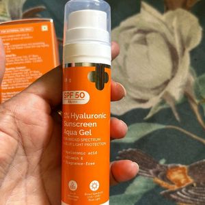 The Derma Co 1% Hyaluronic Sunscreen Aqua Gel