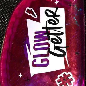 Myglamm Glow Getter Pouch