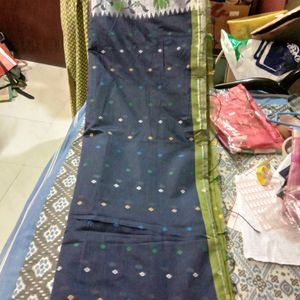 Silver Zaari Handloom Saree