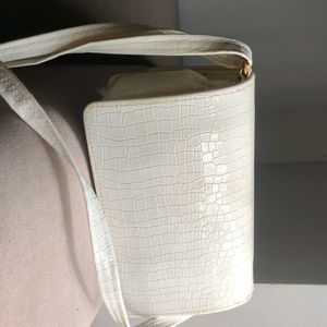 Elegant White handbag For Women