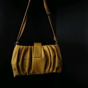 Sling bag New Stylish Trendg For Women And Girls
