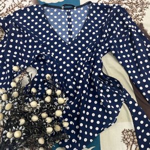 trendy blue polka dot top