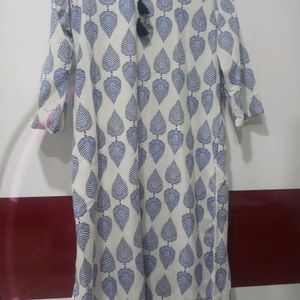 Blue And White Kurti XL Size