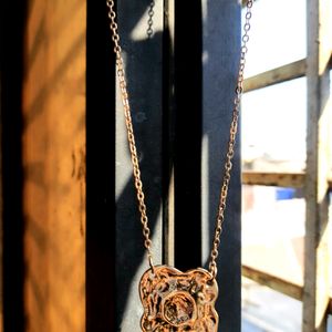 Rose gold pendant chain