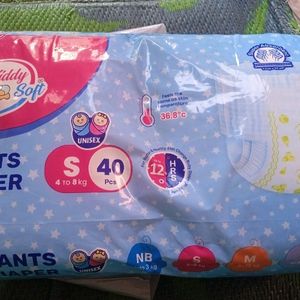 40 Diapers Only 270 Rupees