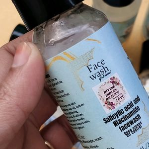 Oil Control No Pimples Facewash