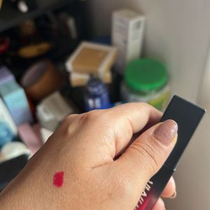 Naykaa Matte Lipstick : Pinkish Red 09