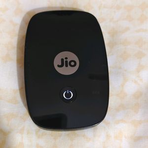Jio Fi Router M2 Black