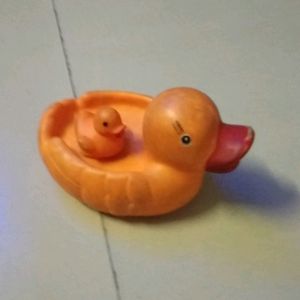 Duck And Duckling Squishy Toy For Kids