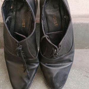 Attitudist Black Formal Shoes