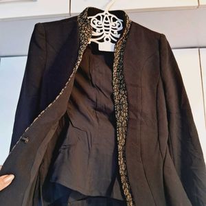 Black Korean Blazer With Beautiful Border