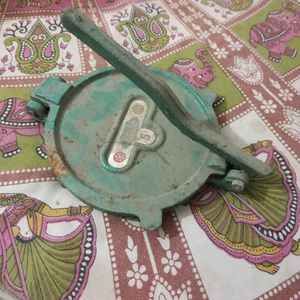 Iron Roti Maker