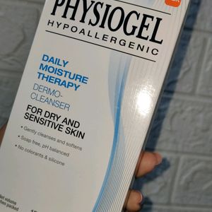 Physiogel Daily Moisture Therapy Dermo-cleanser