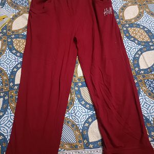 Maroon Capri In 32 Waist Knee Length