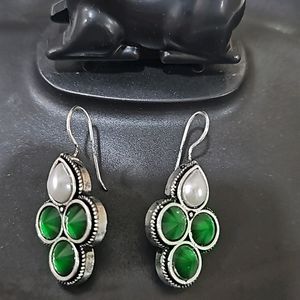 Elegant Green Earrings