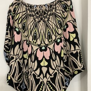 Size-L, Butterfly Design Top, New Like, Loose Fit.