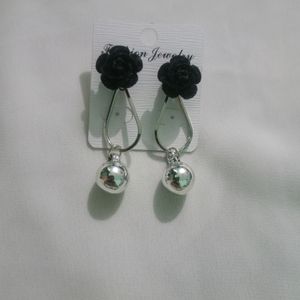 2 In 1 Earings