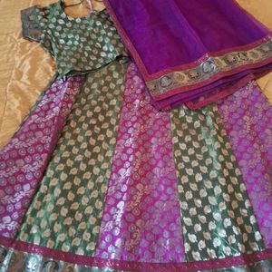 Ghagra Top Dupatta