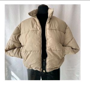 Women's puffer jacket