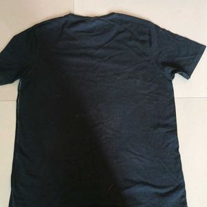 Half Sleeves,Black Tshirt