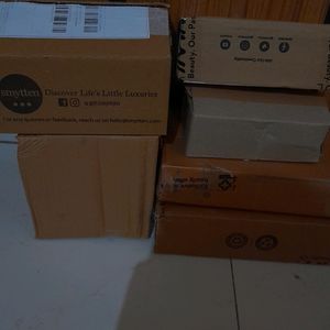 8 Packing Boxes