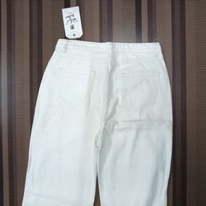 W-44 Size-28 Ladies White Straight Jeans