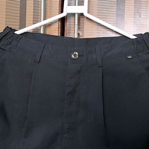 Black Straight Fit Korean Trousers