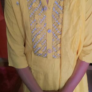 Top Ghrara With Dupatta