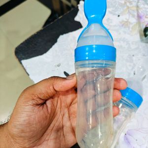 Silicone Easy Squeezy Baby Food Feeder