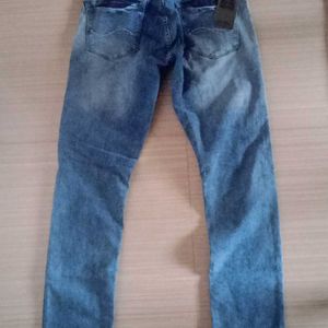 Men Blue Denim Jeans. New With Tag.